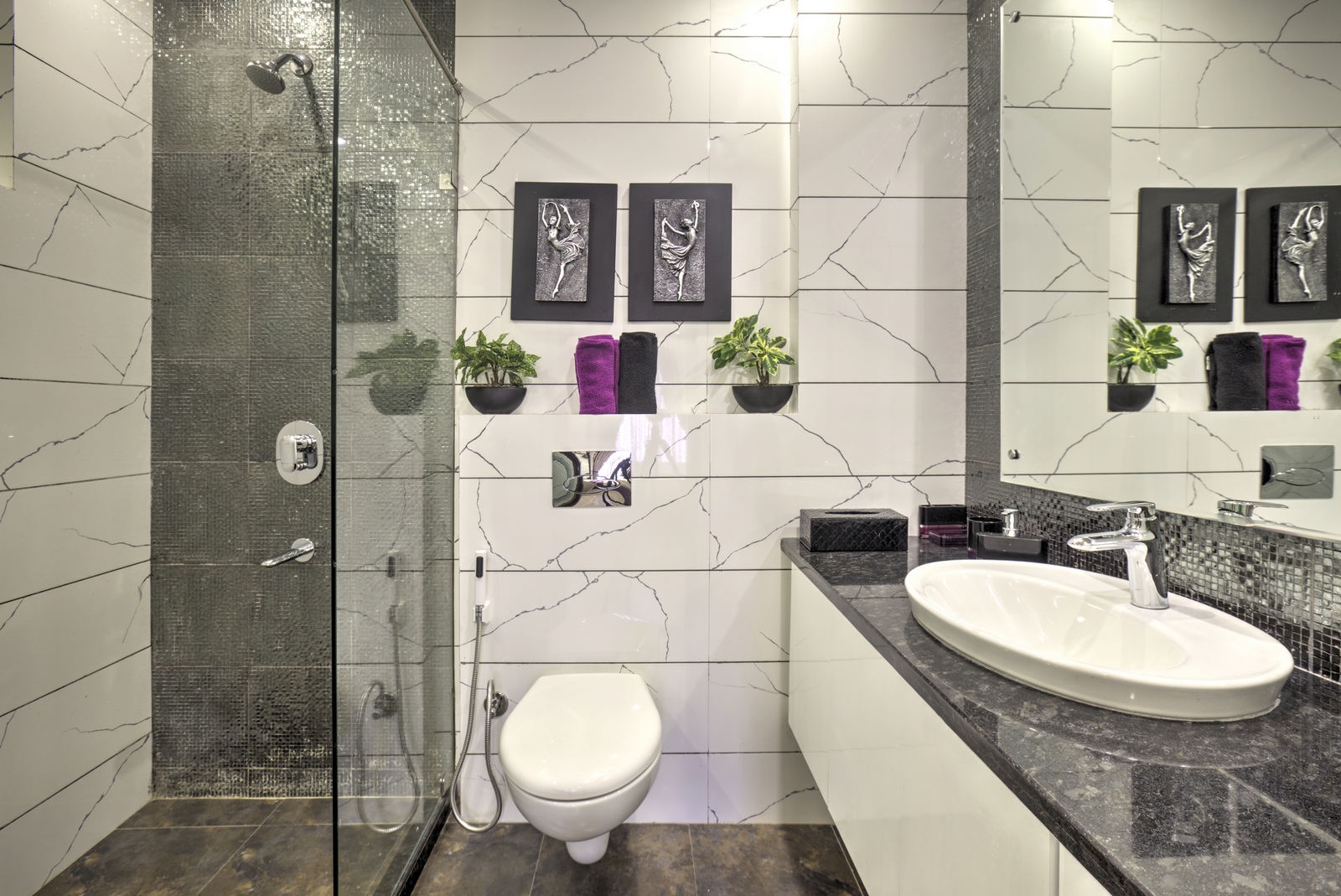 Maxvel Residency Dehradun - Toilet Room Photo